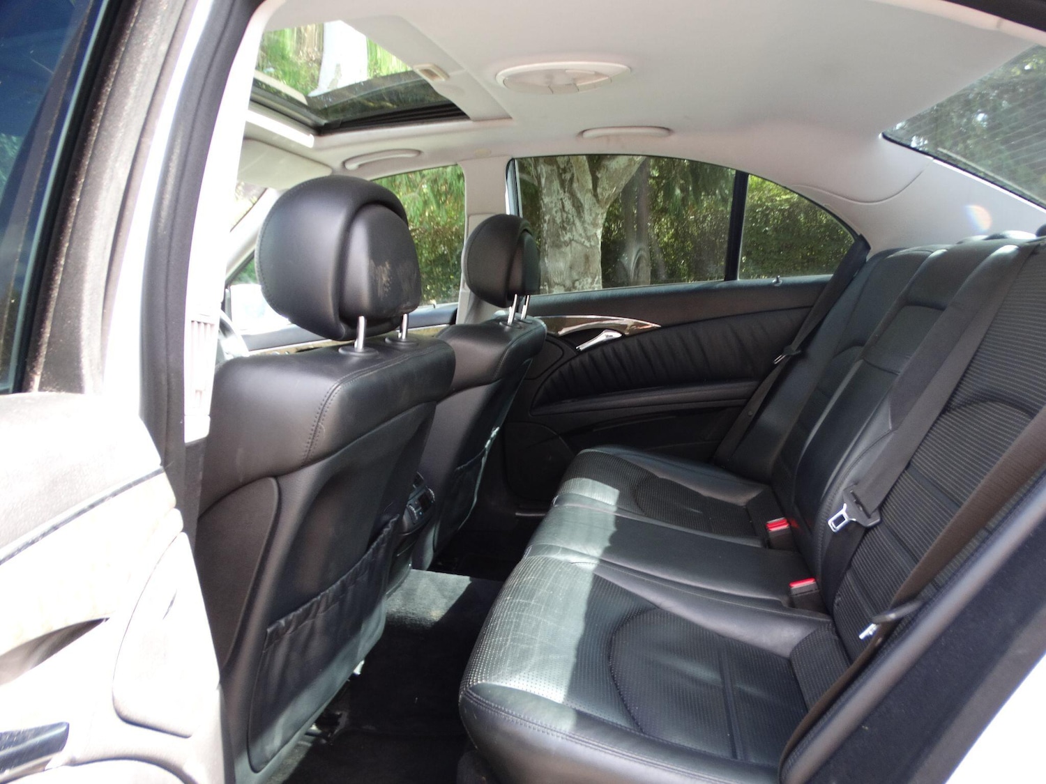 Used Mercedes-Benz E Class for sale - 76989352: Photo 14