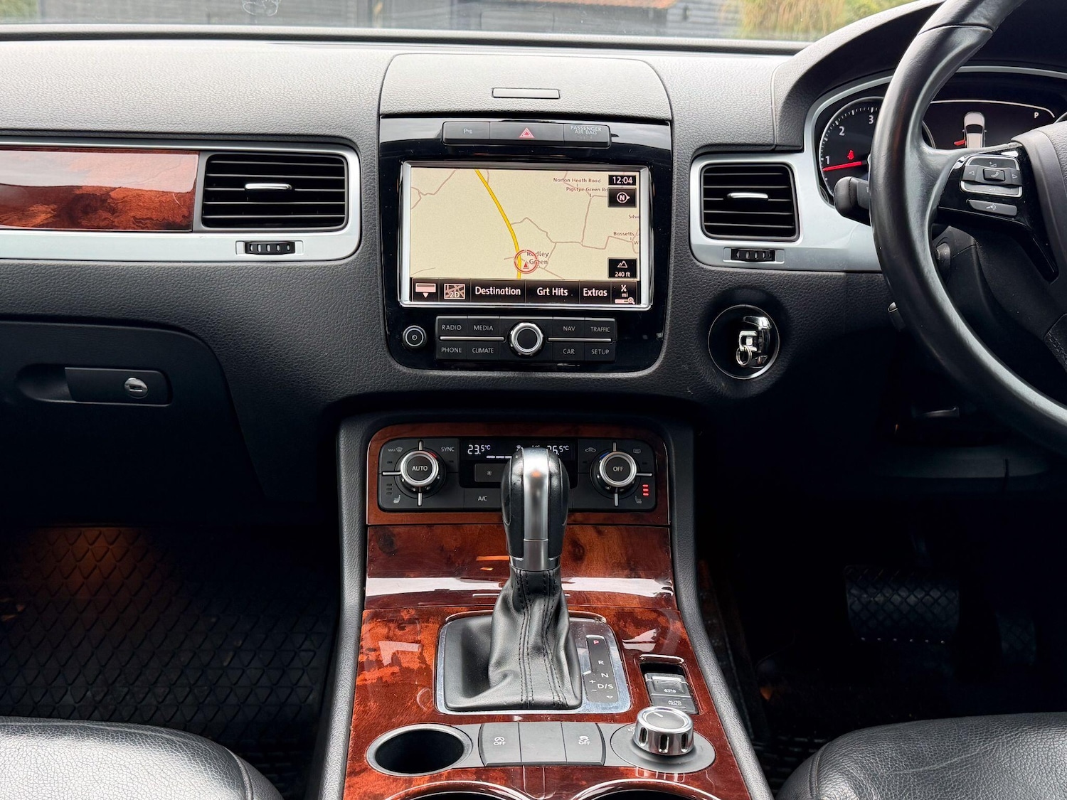 Used Volkswagen Touareg for sale - 77537677: Photo 16