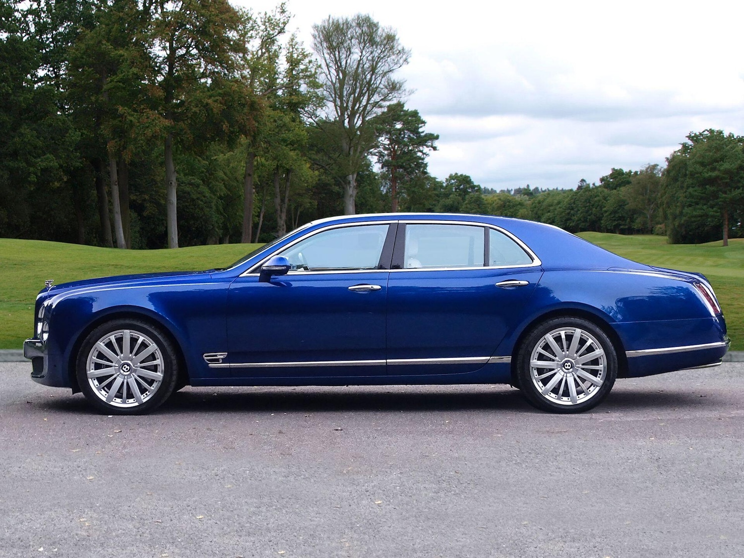 Used Bentley Mulsanne 2014 for sale - 76295869: Photo 2