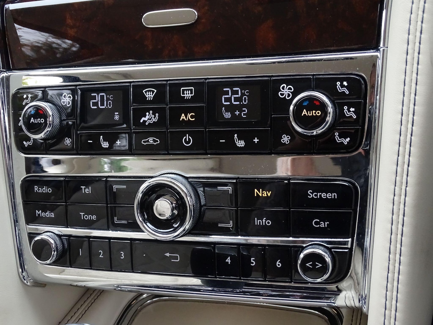 Used Bentley Mulsanne 2014 for sale - 76295869: Photo 26