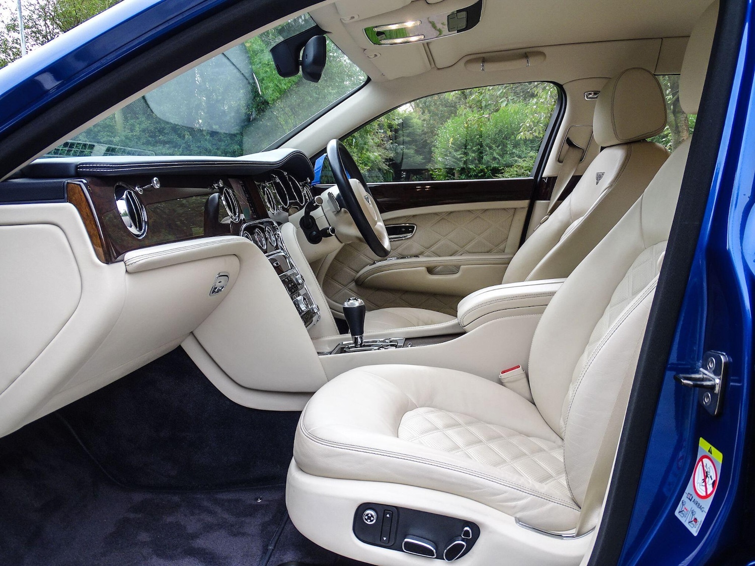 Used Bentley Mulsanne 2014 for sale - 76295869: Photo 3