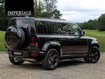 Used Land Rover Defender 2025 for sale - 79303724: Photo