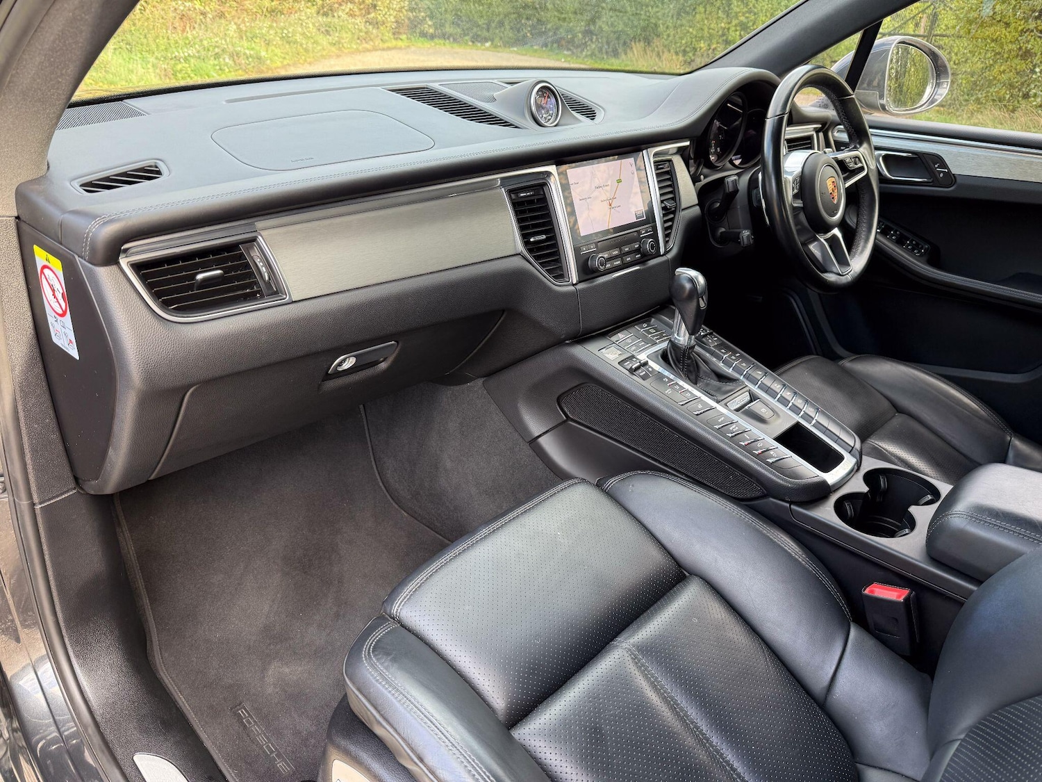 Used Porsche Macan for sale - 76167553: Photo 11
