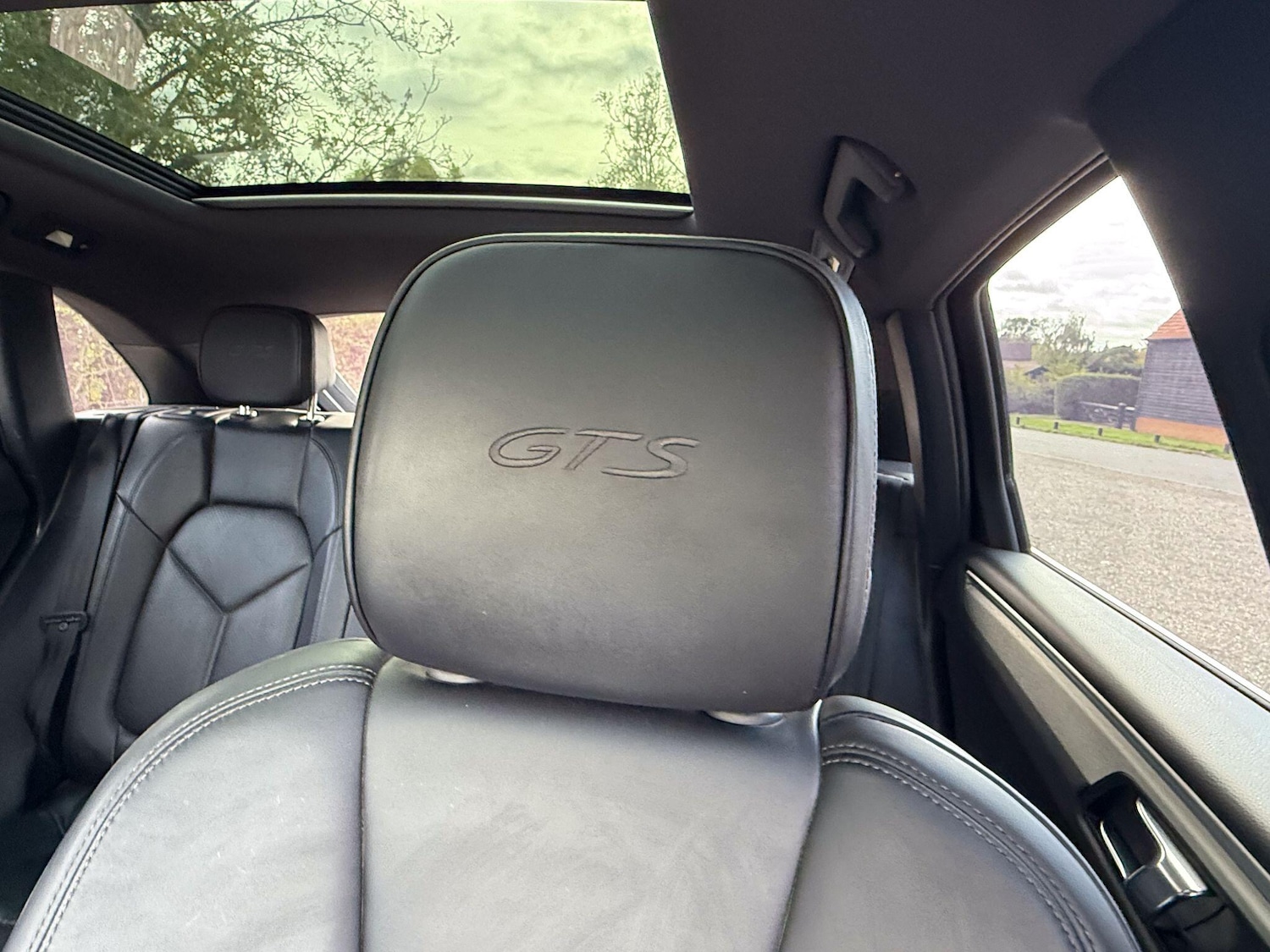 Used Porsche Macan for sale - 76167553: Photo 13