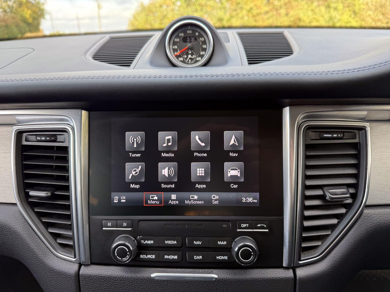 Used Porsche Macan for sale - 76167553: Photo 19