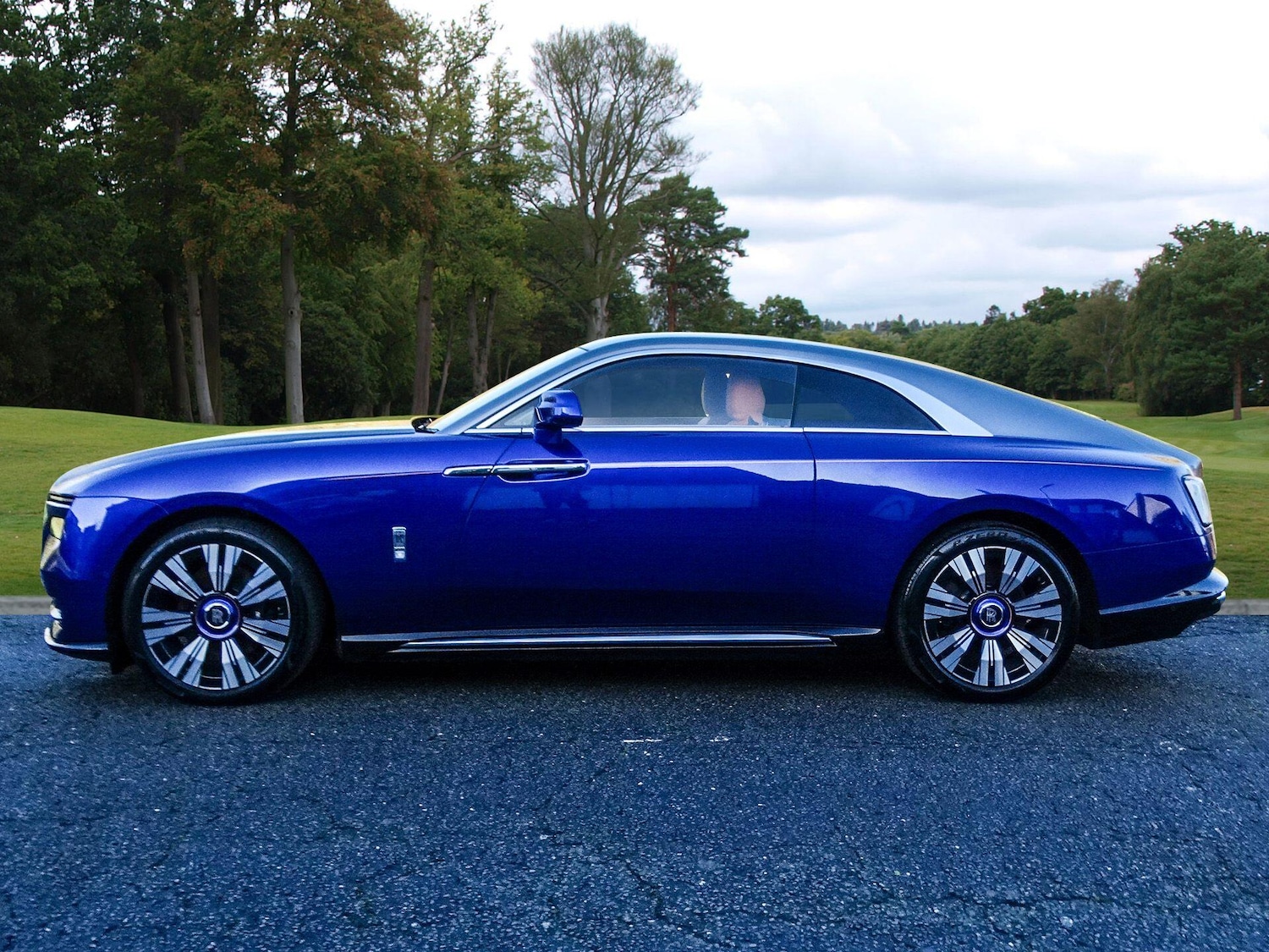 Used Rolls-Royce Spectre 2024 for sale - 78033946: Photo 2
