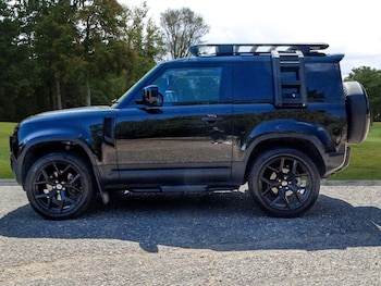Used Land Rover Defender 90 2023 for sale - 79484119: Photo
