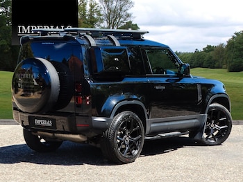 Used Land Rover Defender 90 2023 for sale - 79484119: Photo