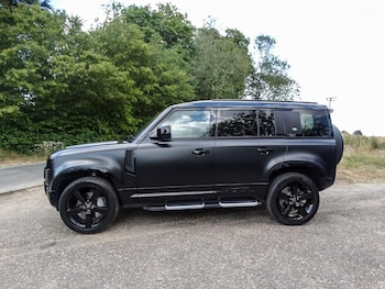 Used Land Rover Defender 2023 for sale - 79236736: Photo