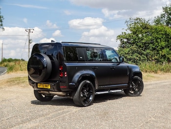 Used Land Rover Defender 2023 for sale - 79236736: Photo