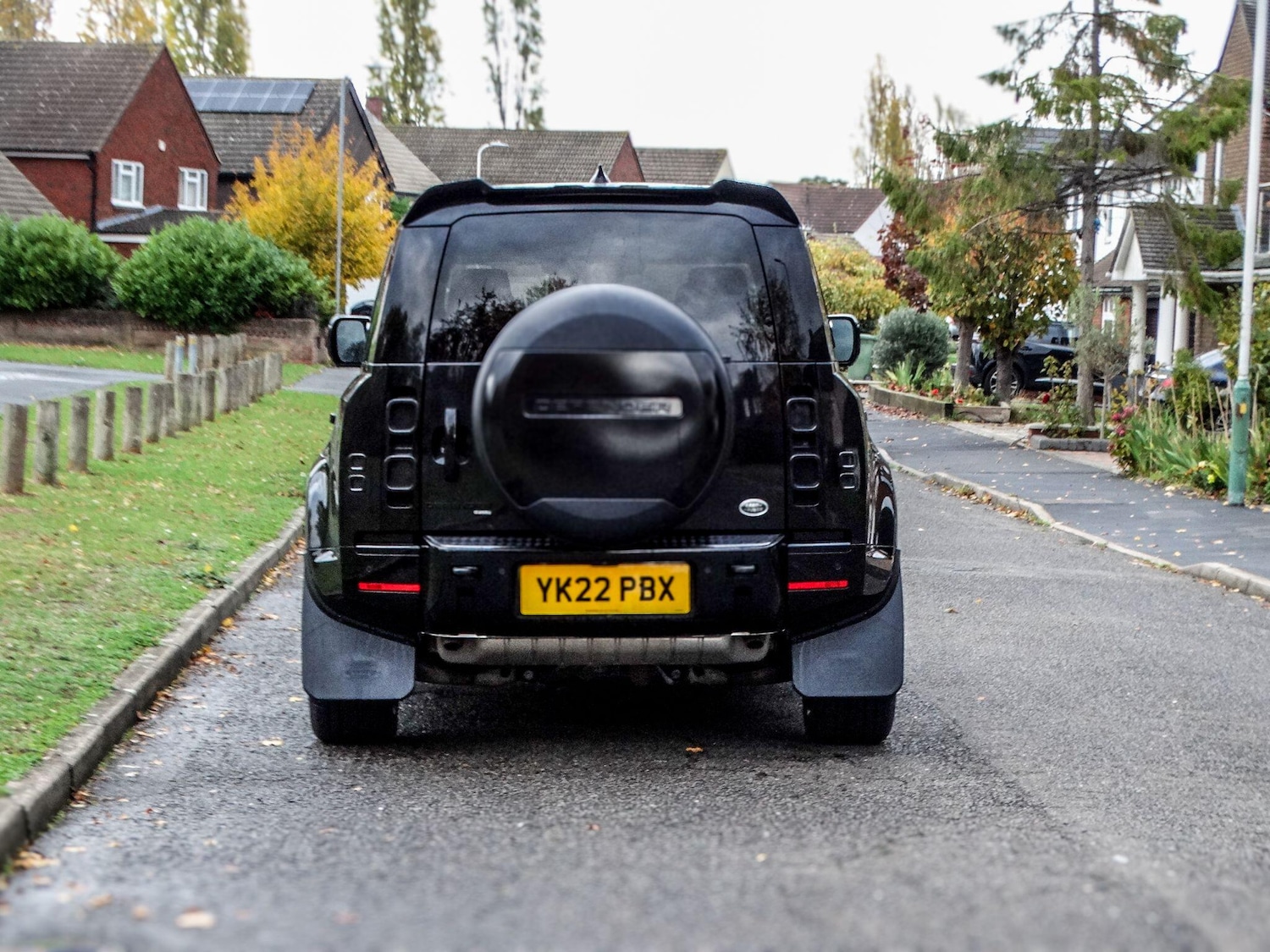 Used Land Rover Defender 110 for sale - 76433344: Photo 11