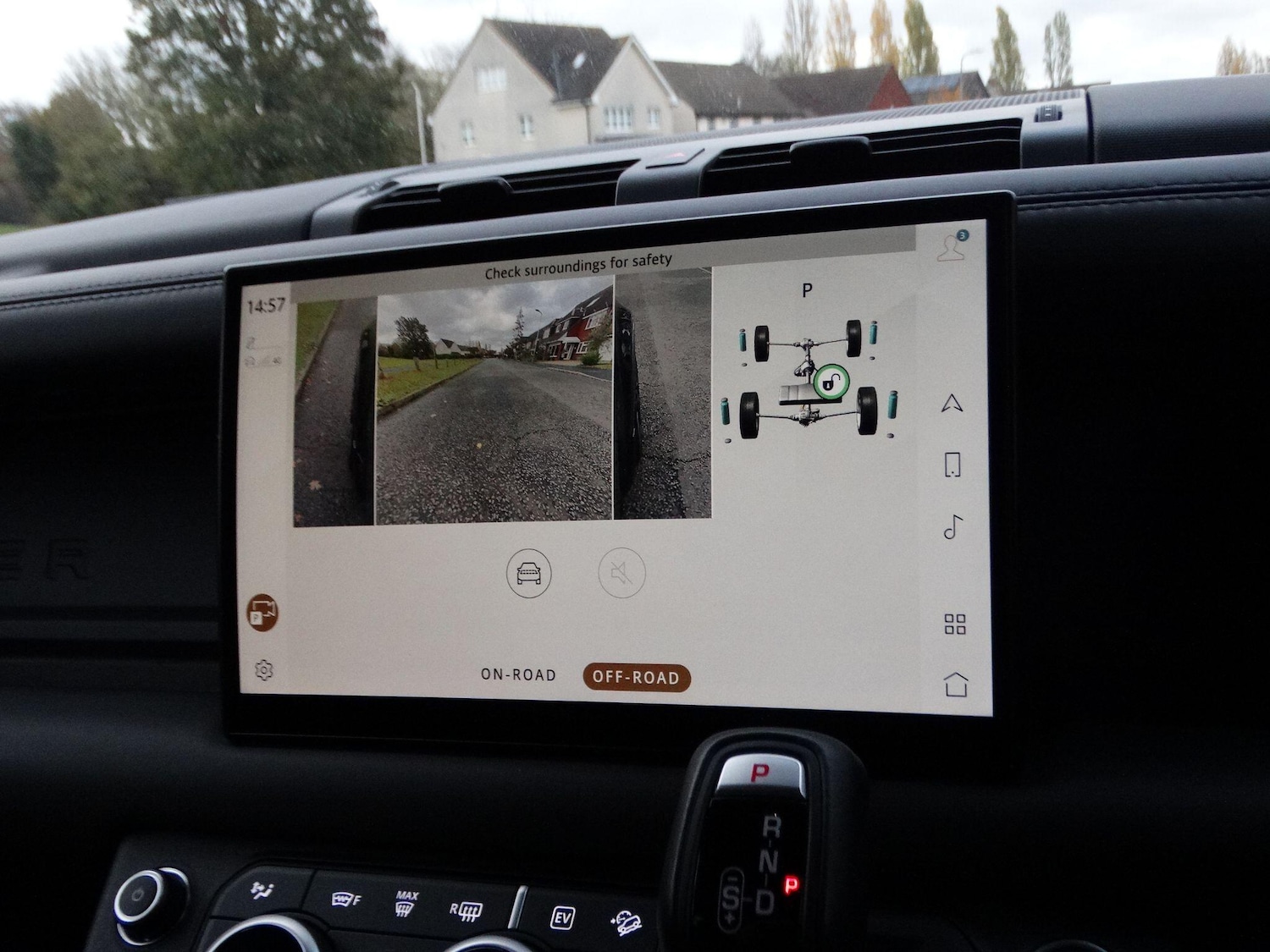 Used Land Rover Defender 110 for sale - 76433344: Photo 26