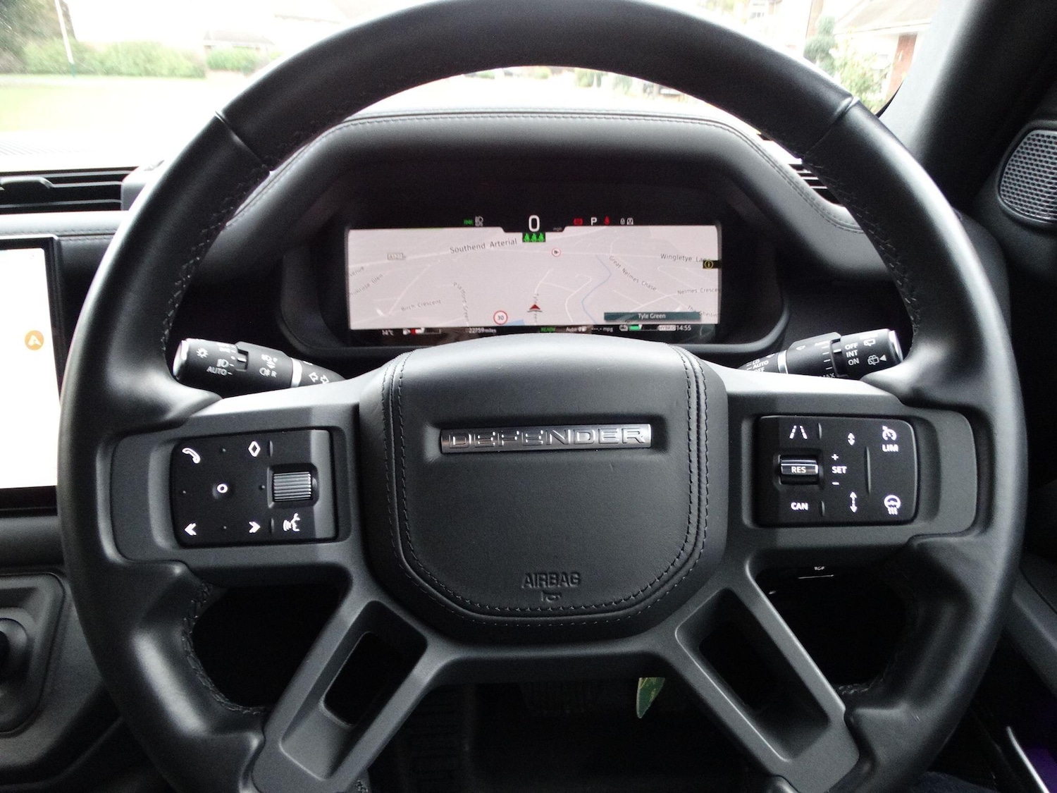 Used Land Rover Defender 110 for sale - 76433344: Photo 7