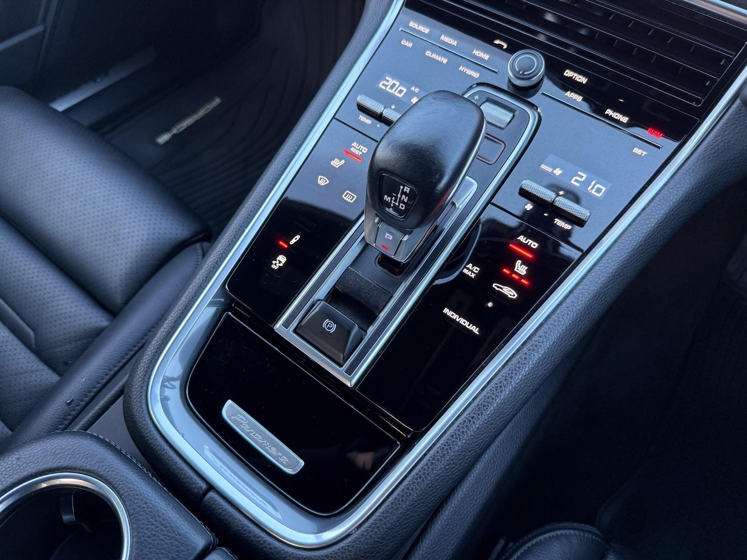 Used Porsche Panamera 2018 for sale - 77016306: Photo 24