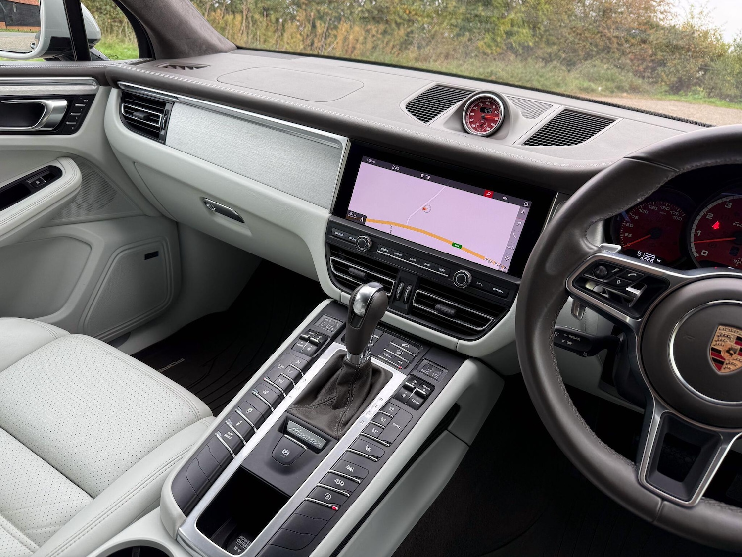 Used Porsche Macan 2019 for sale - 76326039: Photo 6