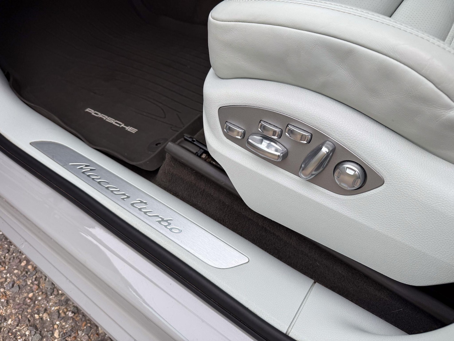 Used Porsche Macan 2019 for sale - 76326039: Photo 9