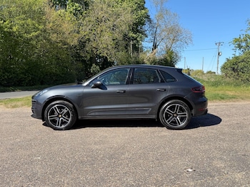 Used Porsche Macan 2017 for sale - 78375263: Photo