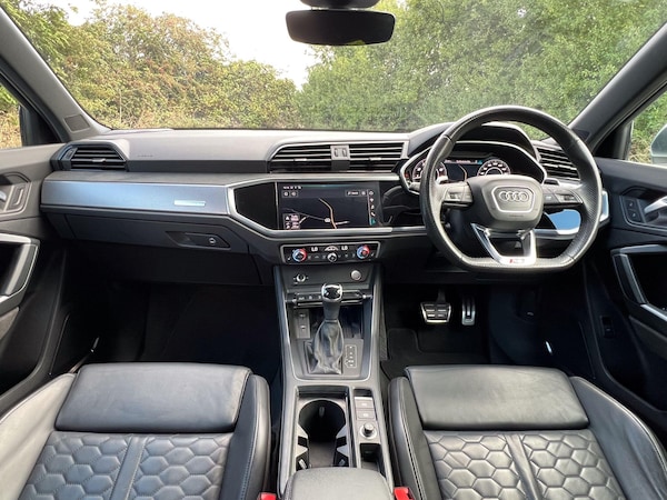 Used Audi RS Q3 2020 for sale - 75697117: Photo 9