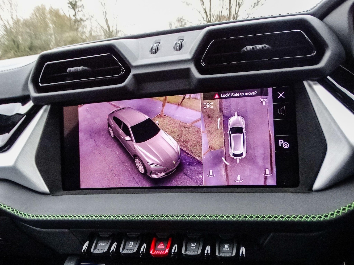 Used Lamborghini Urus 2025 for sale - 78034915: Photo 27