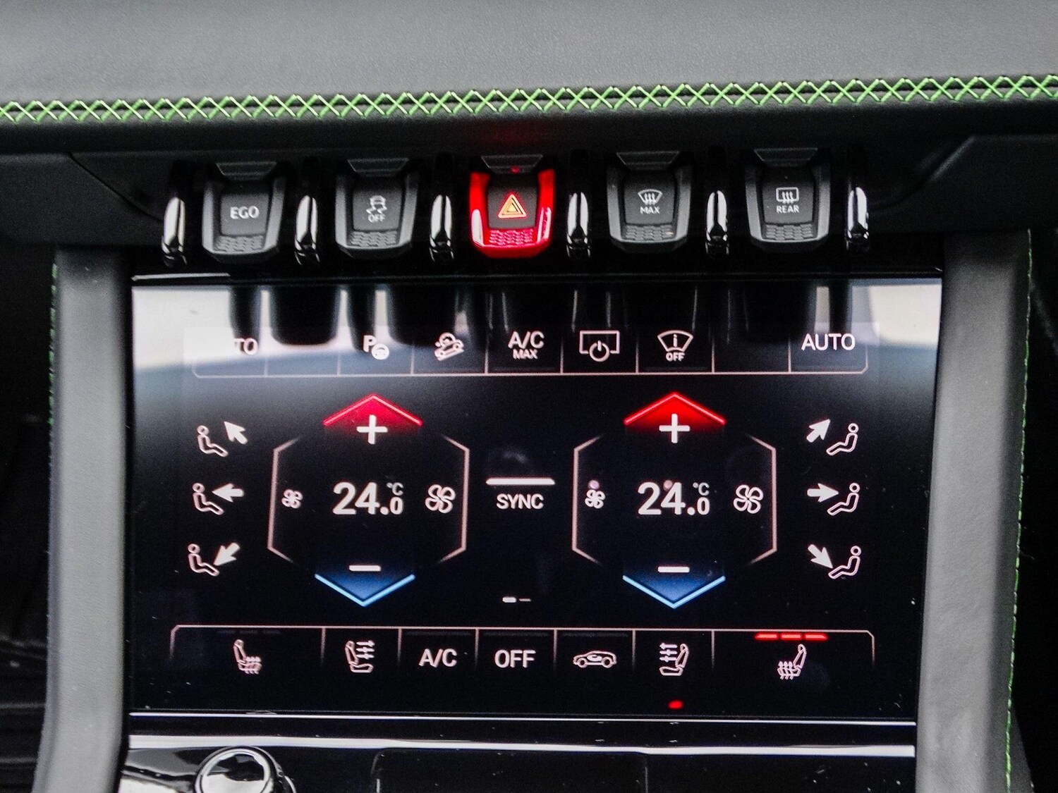 Used Lamborghini Urus 2025 for sale - 78034915: Photo 37