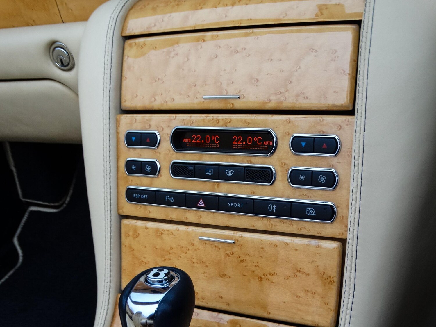 Used Bentley Azure 2009 for sale - 78034566: Photo 27