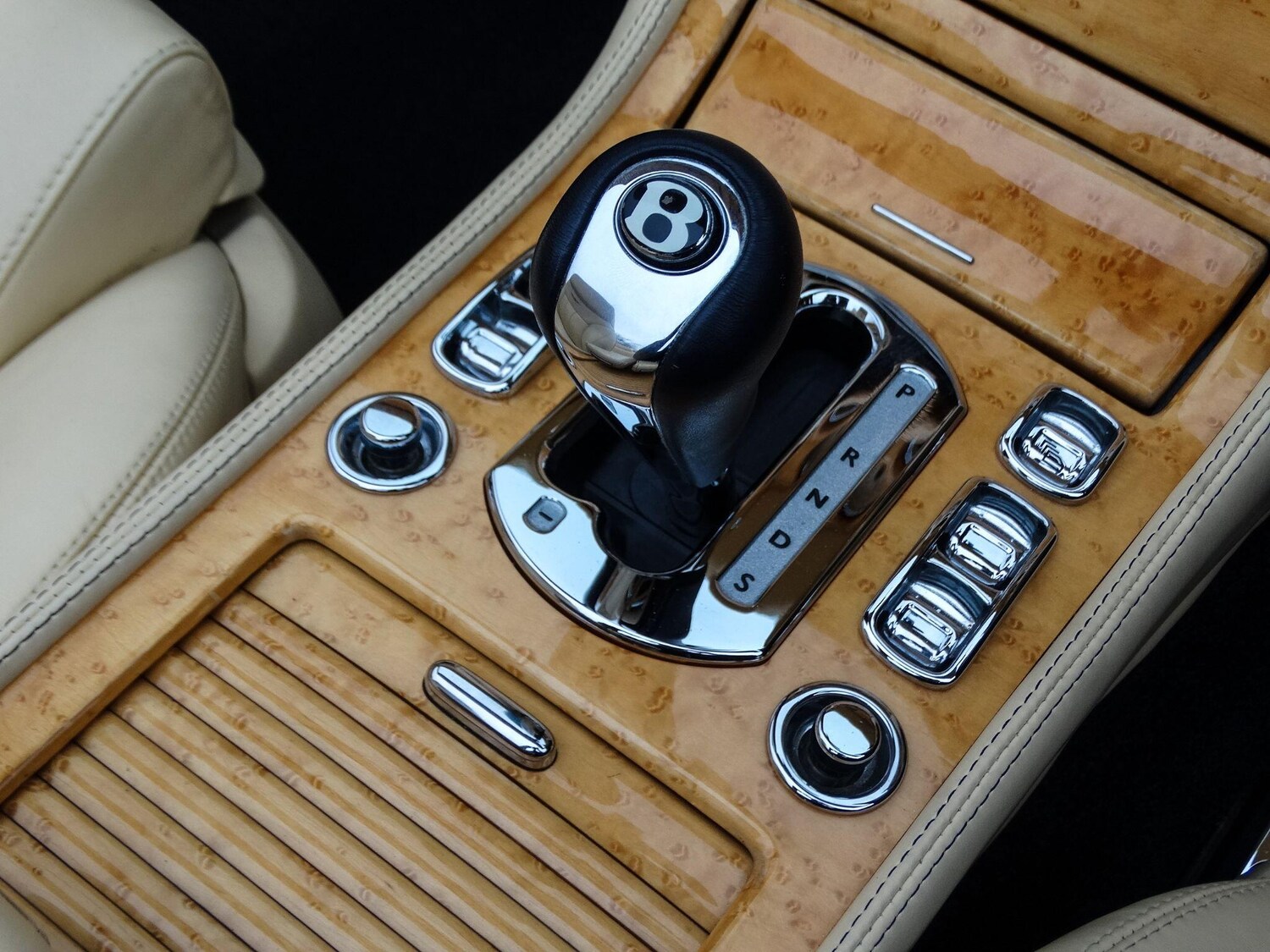 Used Bentley Azure 2009 for sale - 78034566: Photo 29