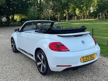 Used Volkswagen Beetle 2013 for sale - 78946180: Photo