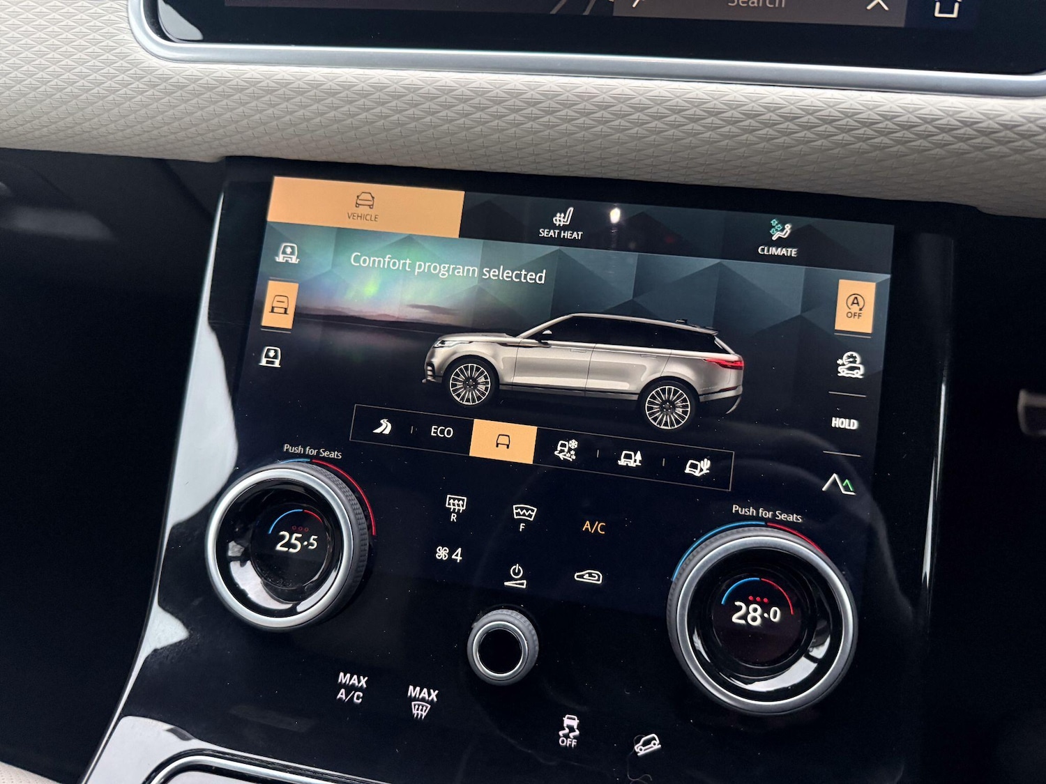 Used Land Rover Range Rover Velar 2023 for sale - 77039932: Photo 31