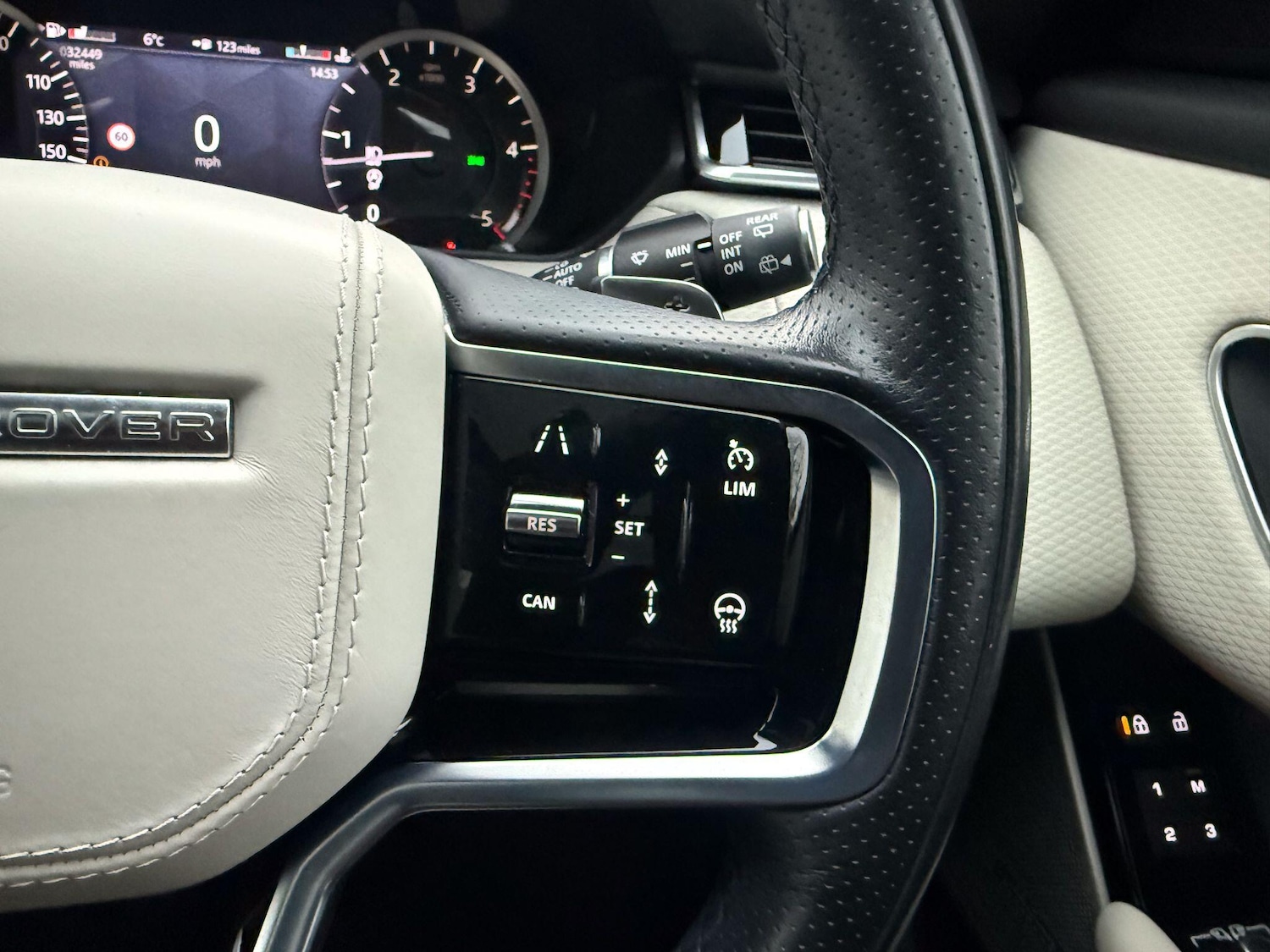 Used Land Rover Range Rover Velar 2023 for sale - 77039932: Photo 36