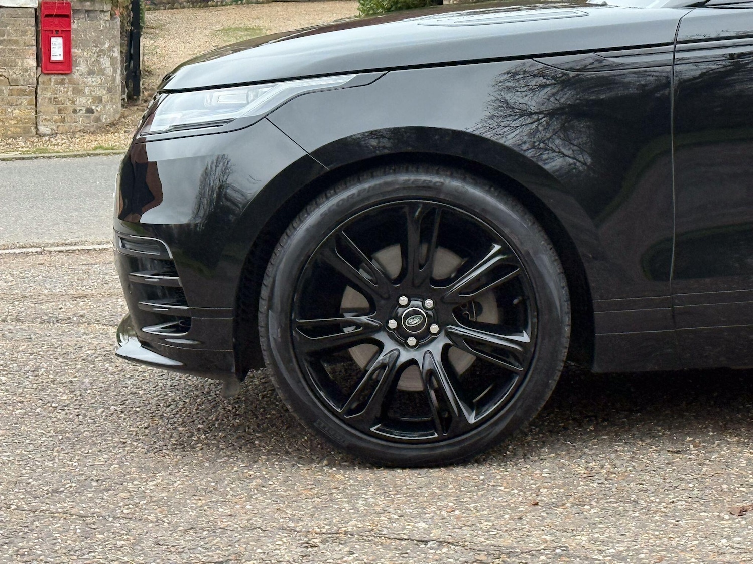 Used Land Rover Range Rover Velar 2023 for sale - 77039932: Photo 5