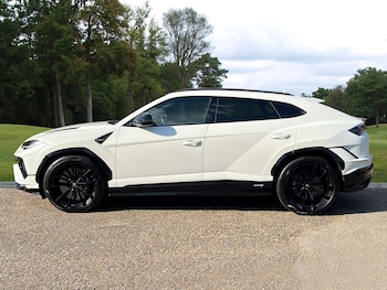 Used Lamborghini Urus 2024 for sale - 75669509: Photo