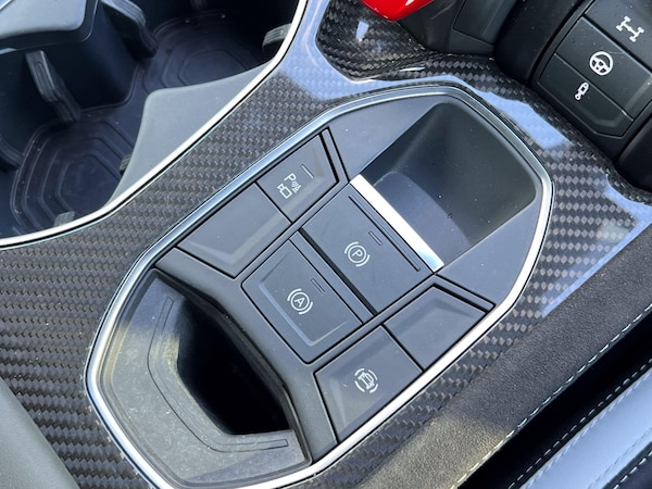 Used Lamborghini Urus 2024 for sale - 75669509: Photo 32