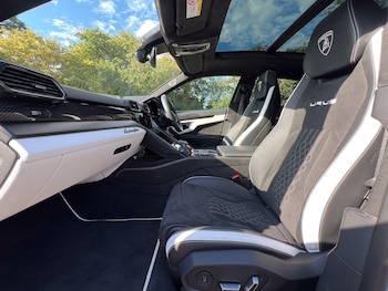 Used Lamborghini Urus 2024 for sale - 75669509: Photo