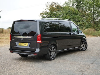 Used Mercedes-Benz V-Class 2023 for sale - 79465224: Photo