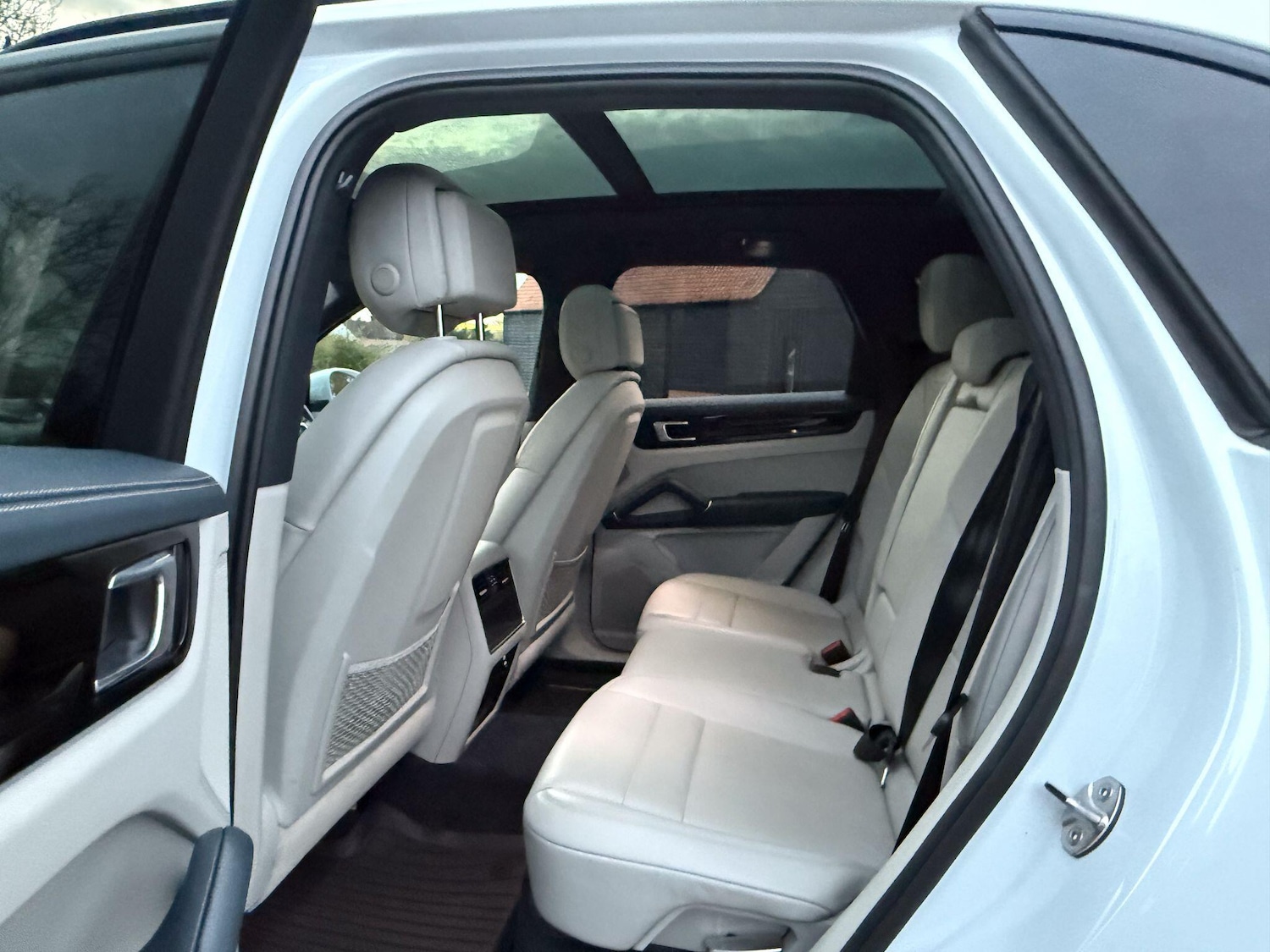 Used Porsche Cayenne 2021 for sale - 76996352: Photo 11