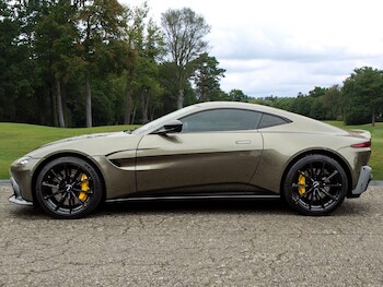 Used Aston Martin Vantage 2019 for sale - 78034913: Photo