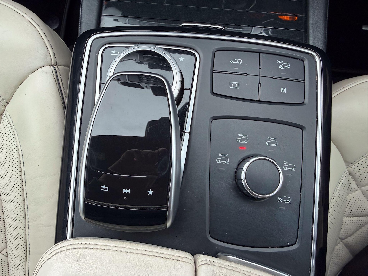 Used Mercedes-Benz GLE 2017 for sale - 77625291: Photo 30