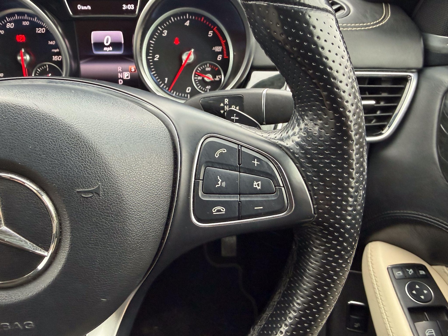 Used Mercedes-Benz GLE 2017 for sale - 77625291: Photo 32