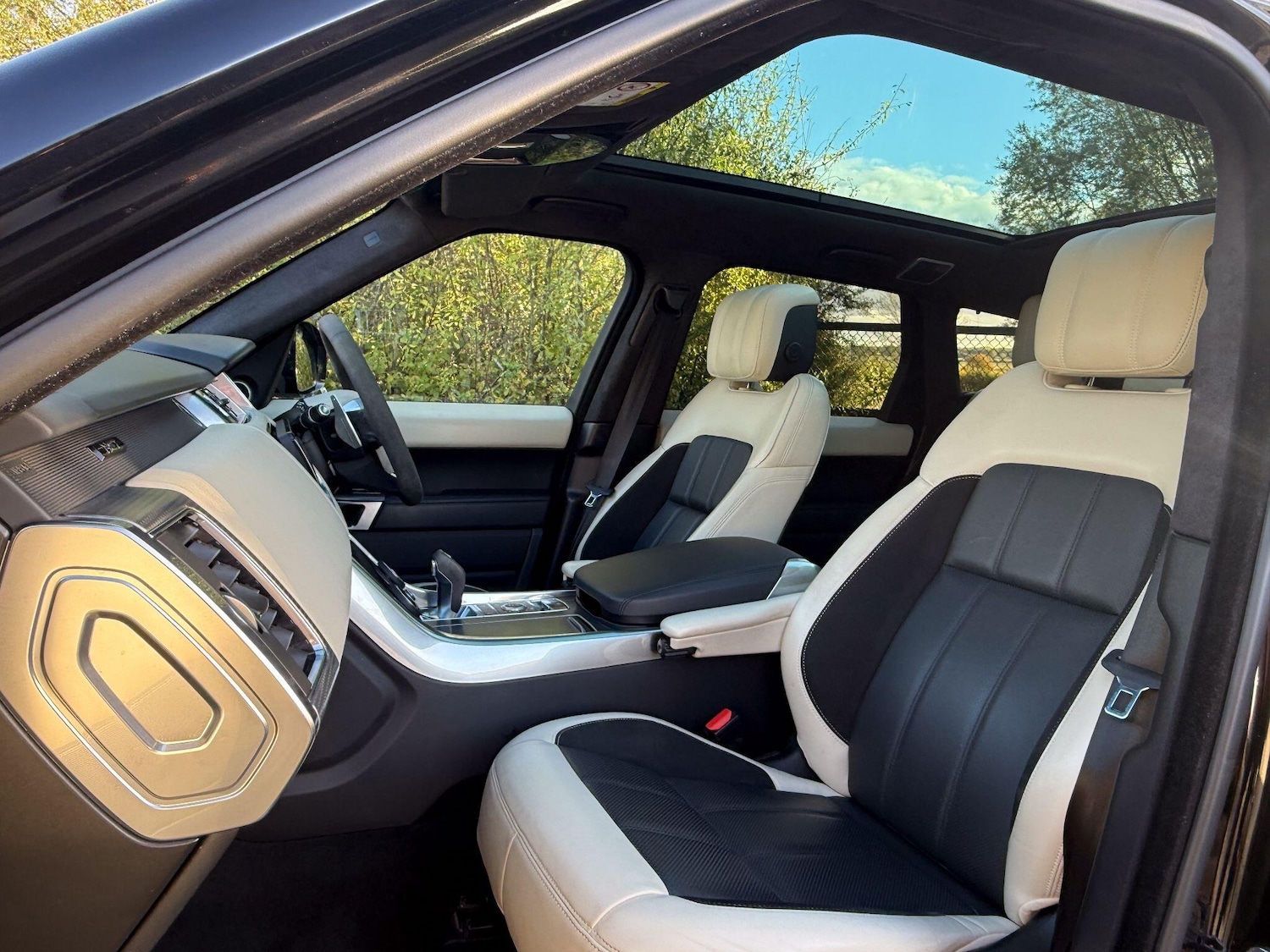 Used Land Rover Range Rover Sport 2019 for sale - 76370417: Photo 13