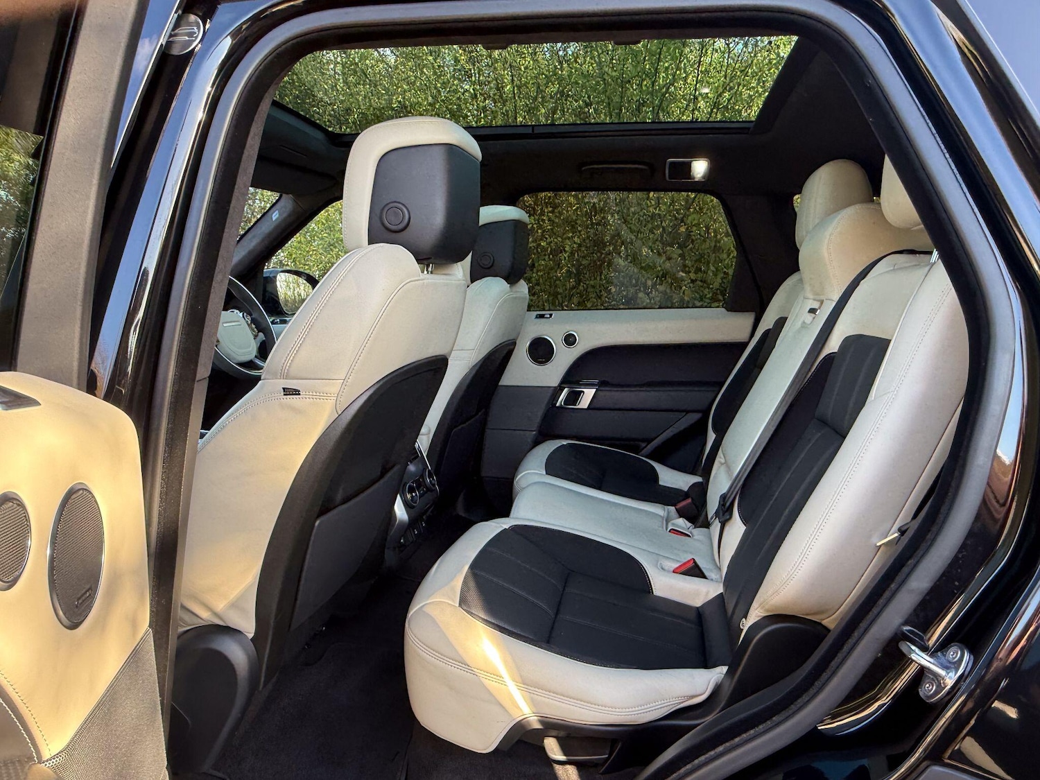 Used Land Rover Range Rover Sport 2019 for sale - 76370417: Photo 14
