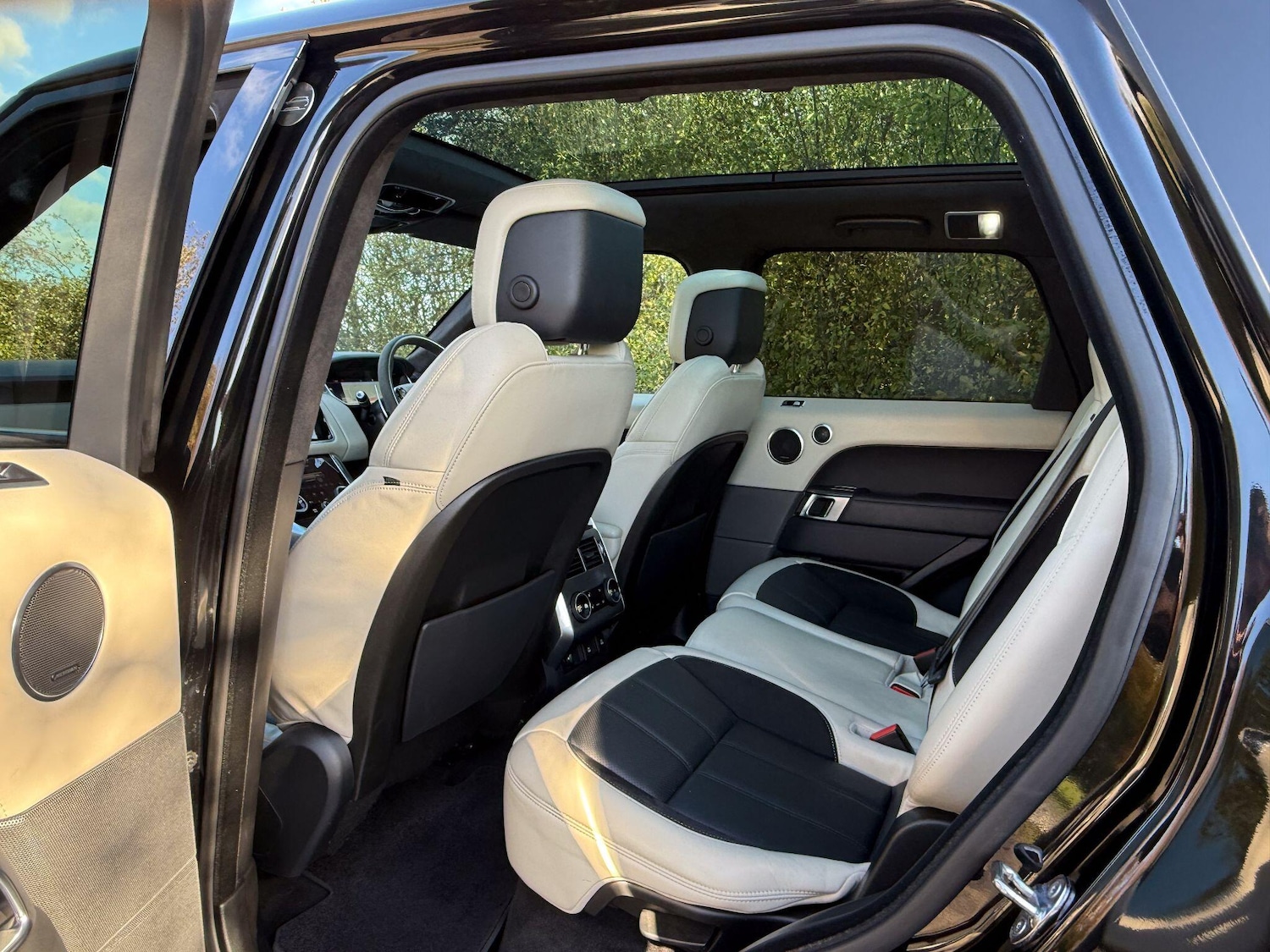 Used Land Rover Range Rover Sport 2019 for sale - 76370417: Photo 15