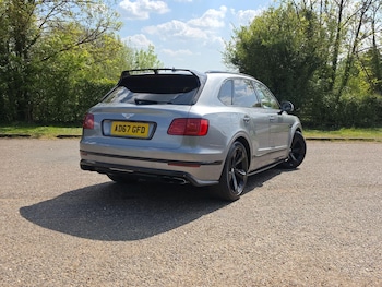 Used Bentley Bentayga 2018 for sale - 78416405: Photo