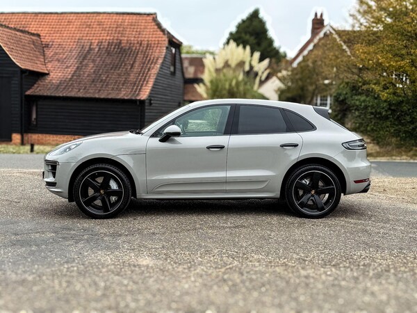 Used Porsche Macan 2019 for sale - 76239193: Photo 2