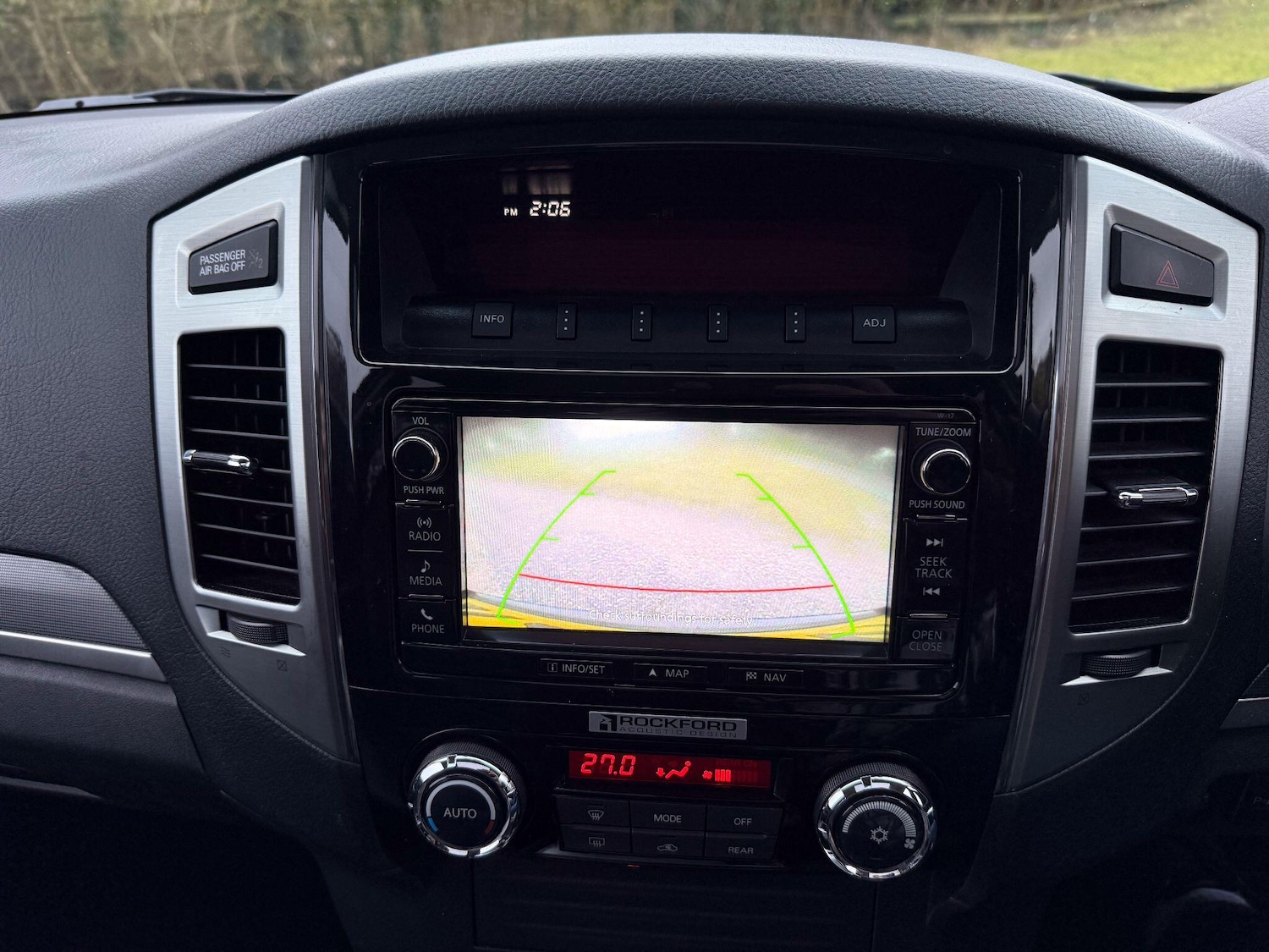 Used Mitsubishi Shogun 2018 for sale - 77330988: Photo 16