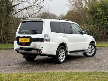 Used Mitsubishi Shogun 2018 for sale - 77330988: Photo