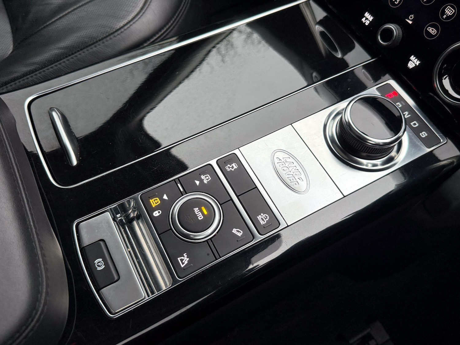 Used Land Rover Range Rover 2018 for sale - 76990015: Photo 26