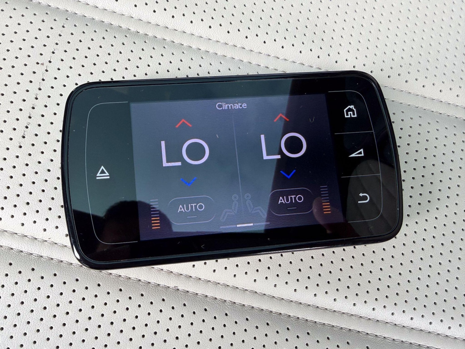 Used Bentley Bentayga 2017 for sale - 77993922: Photo 17