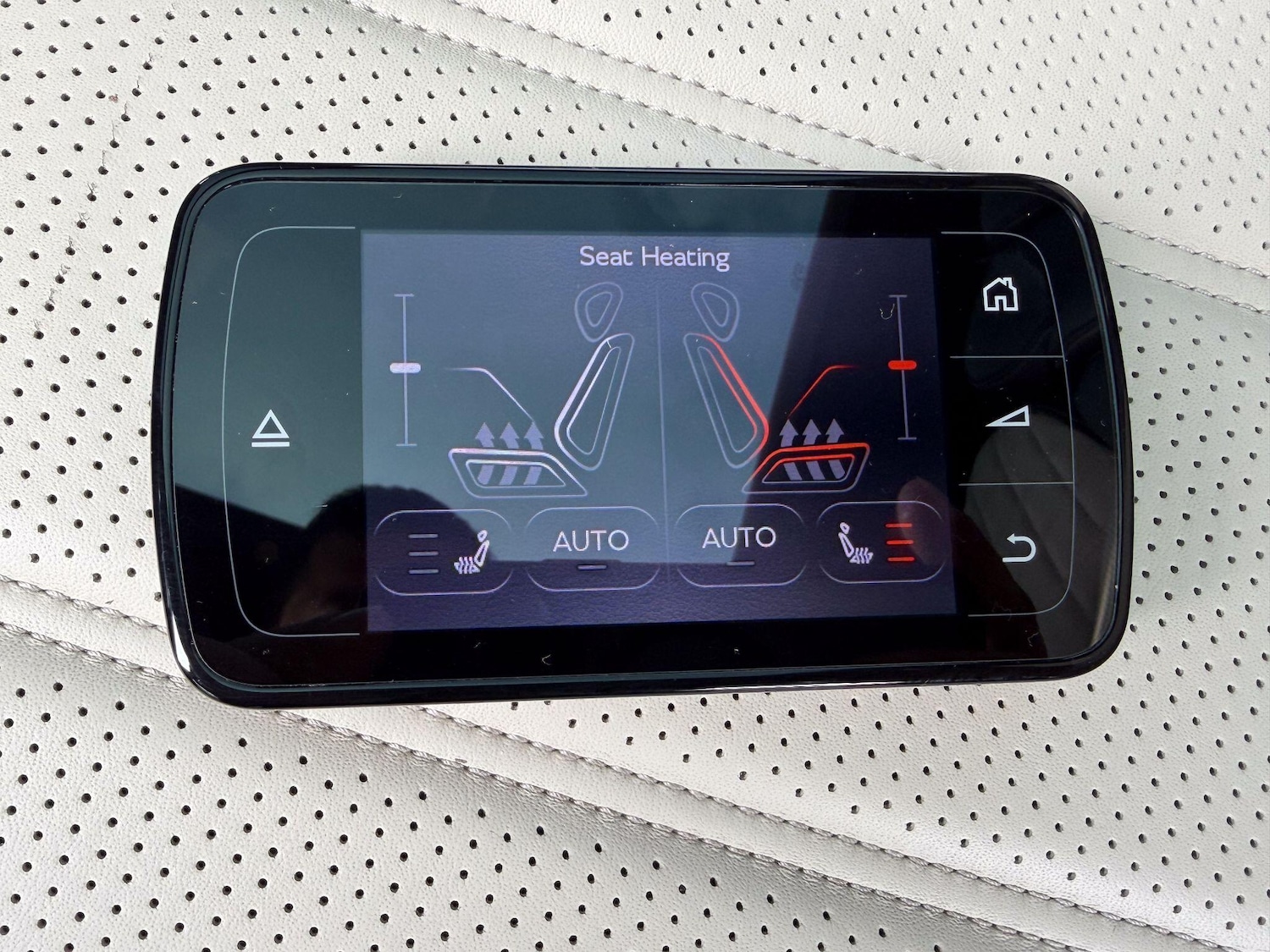 Used Bentley Bentayga 2017 for sale - 77993922: Photo 18