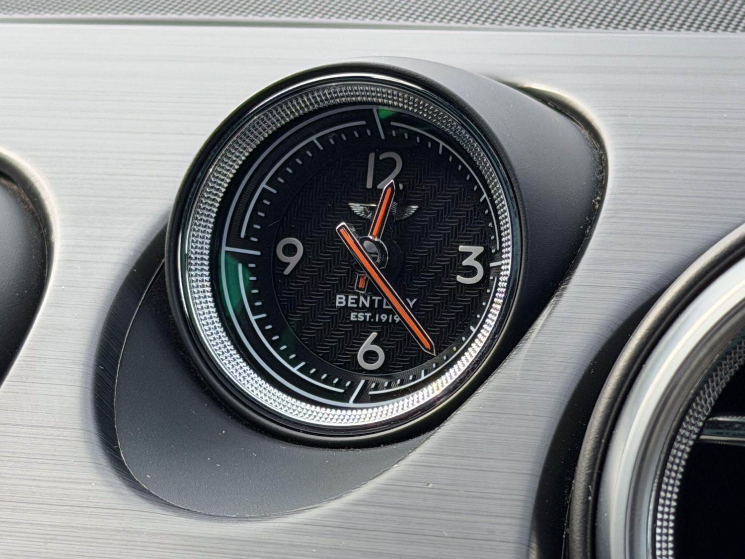 Used Bentley Bentayga 2017 for sale - 77993922: Photo 27