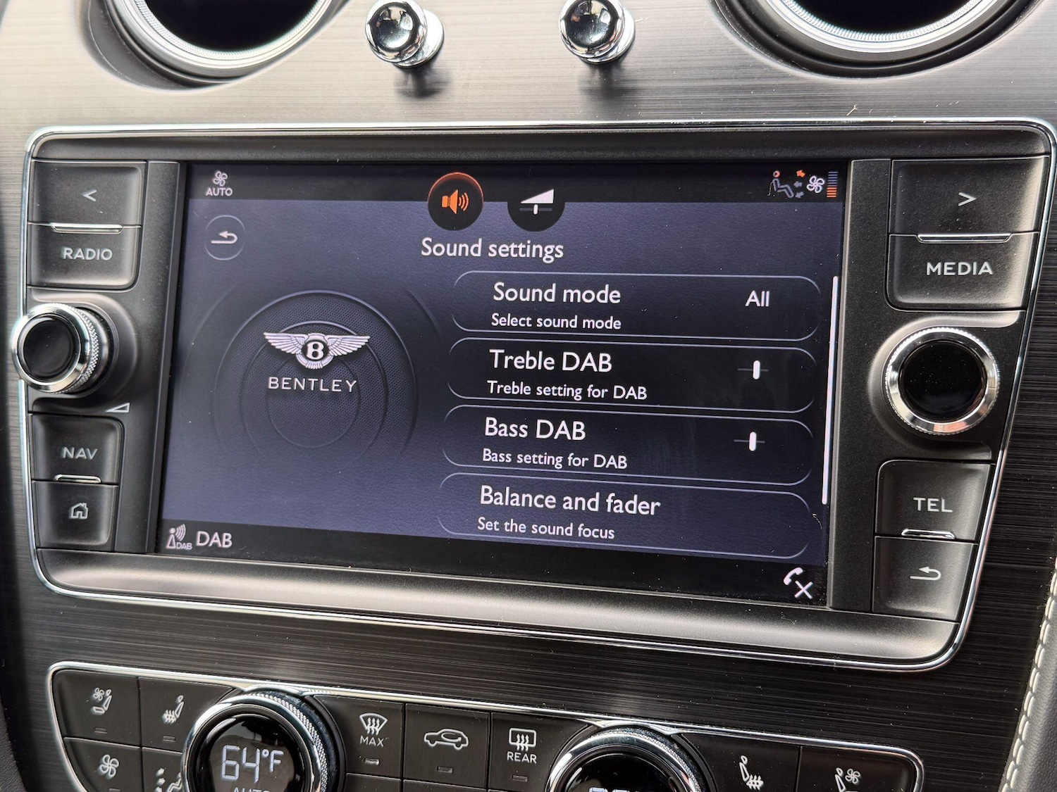 Used Bentley Bentayga 2017 for sale - 77993922: Photo 32